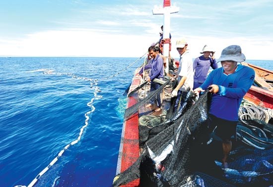 越南渔民反对中国实施毫无道理的禁渔令