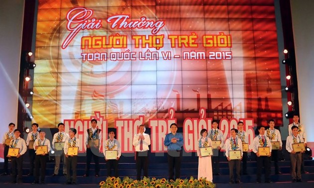 第六届越南全国“青年能工巧匠”联欢活动在平阳省举行