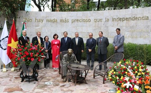 位于墨西哥的胡志明主席塑像升级项目完工