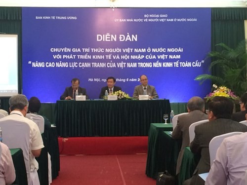 动员旅外越南知识分子为国家社会经济发展作出贡献