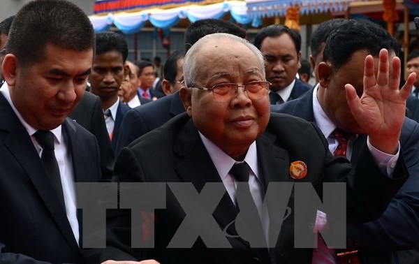 越南党政领导人就柬埔寨参议院议长谢辛逝世向柬领导人致慰问电