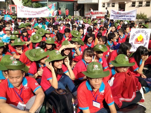 胡志明市举行第十次凤凰花志愿者活动