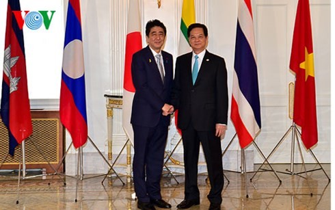 阮晋勇总理出席第七届湄公河流域国家与日本领导人会议