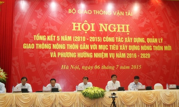 越南交通运输部举行农村交通建设管理工作会议