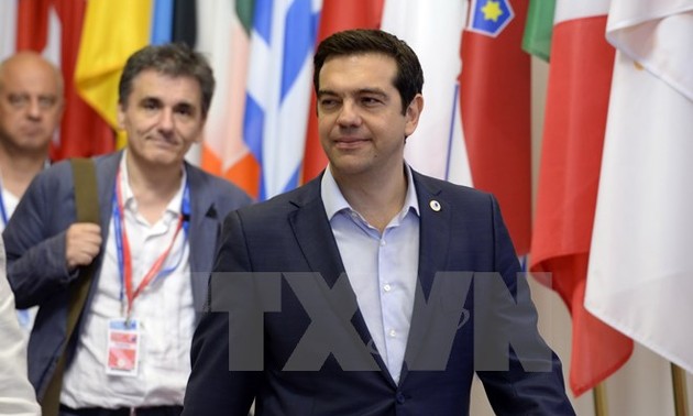 欧盟委员会支持欧洲金融稳定机制向希腊提供过渡贷款