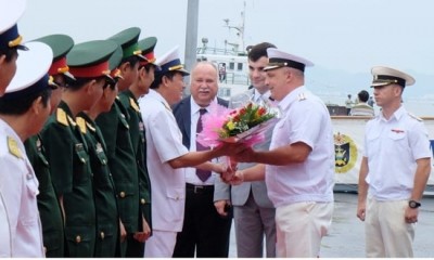 俄罗斯联邦海军舰队对岘港市进行友好访问