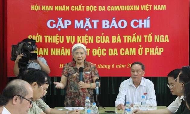 法国律师：我们决心为数百万越南橙剂受害者讨回公道