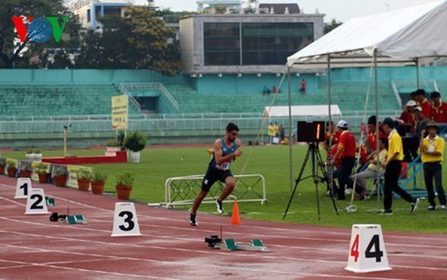 40多名国外运动员参加2015年胡志明市国际田径公开赛