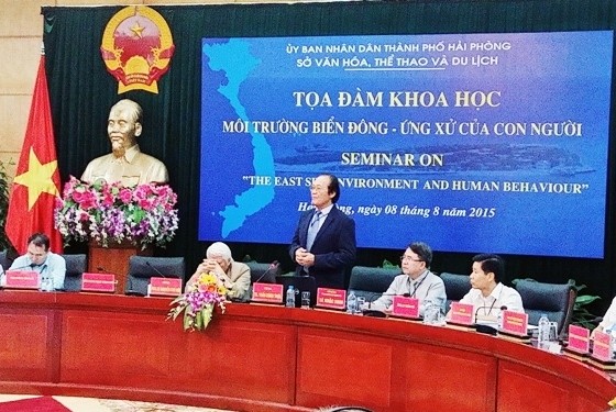 越南海防市举行人类行为对东海产生的消极影响研讨会