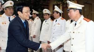 越南国家主席张晋创会见人民公安历届领导和将领