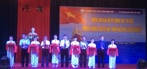 “黄沙长沙归属越南——历史和法理证据”展在广南省举行