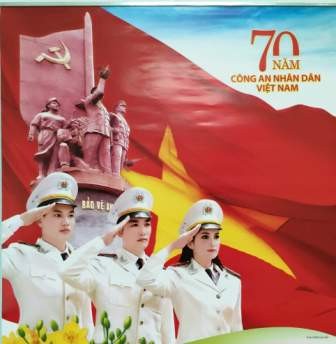纪念越南人民公安力量传统日70周年暨全民保卫祖国安宁日10周年活动在国外举行