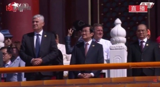 越南国家主席张晋创前往中国北京出席世界人民反法西斯战争胜利七十周年纪念活动