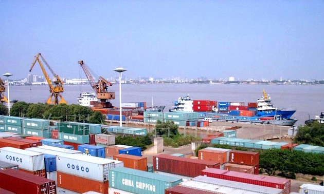 越南今年头8个月出口额达1060亿美元