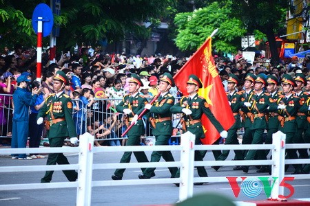 越南国庆70周年纪念大会暨阅兵式和群众游行