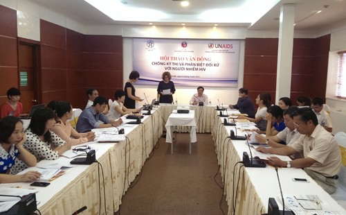 越南卫生部防治艾滋病局举办反对歧视和区别对待艾滋病毒感染者研讨会
