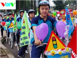 2015年大学生与交通文化日在芹苴市举行