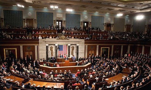 美国国会众议院投票通过反对伊朗核问题协议的议案
