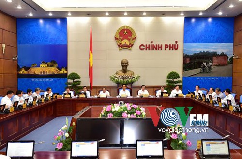 越南政府举行九月工作例会