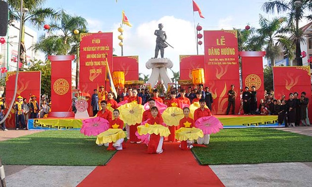 越南民族英雄阮忠直牺牲147周年纪念盛会开幕
