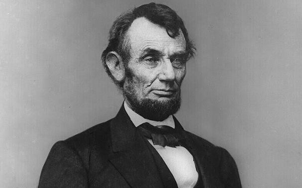 美国前总统亚伯拉罕·林肯的亲笔手稿220万美元成交
