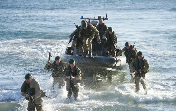 英国希望与海湾国家扩大军事合作