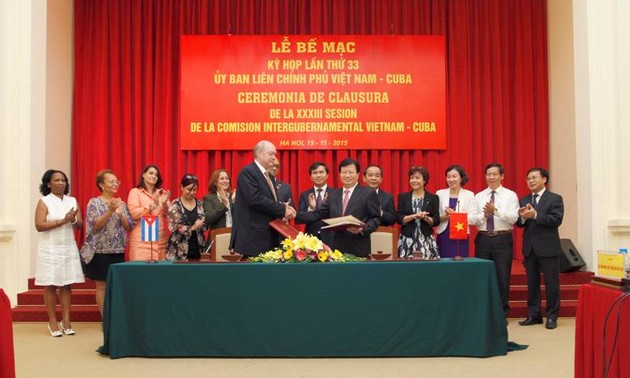 越南和古巴政府间联合委员会第33次会议闭幕  