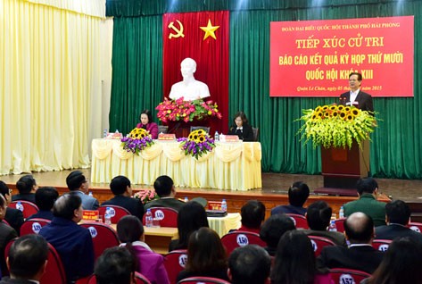 越南政府总理阮晋勇与海防市选民接触