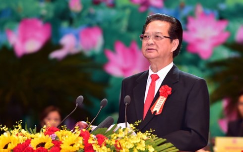 越南政府总理阮晋勇启动“团结、创新、竞赛建设与保卫祖国”爱国竞赛运动