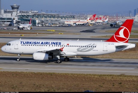 土耳其客机发现炸弹恐吓字条 急降爱尔兰