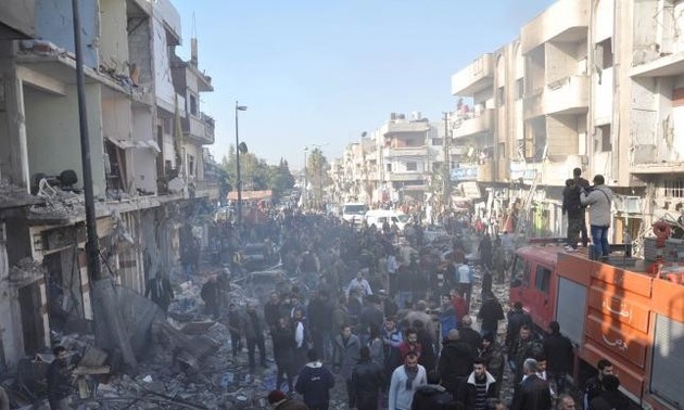 叙利亚中部发生连环自杀式炸弹袭击 120多人死伤