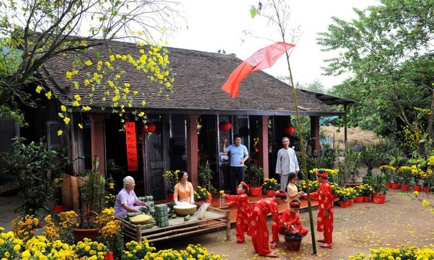 外国人欢度越南春节