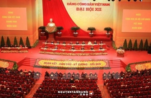 德国媒体赞颂越南共产党的领导作用