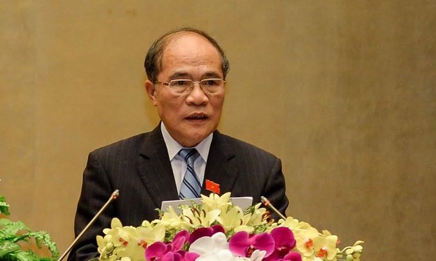 越南国会常委会对2011-2016年任期各级人民议会和人民委员会的活动进行总结