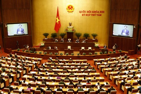 越南第13届国会任期工作报告：国会日益贴近人民