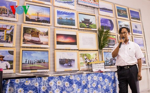 “黄沙海队之乡风土人情”摄影展在河内举行