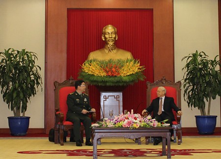 越共中央总书记阮富仲会见中国国防部长常万全