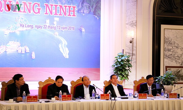  阮春福:广宁省要成为东北重点经济区的火车头