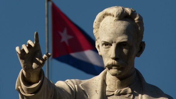 美古合拍的关于古巴英雄何塞·马蒂的纪录片在哈瓦那公映