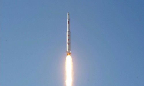 朝鲜试验新型大功率火箭发动机