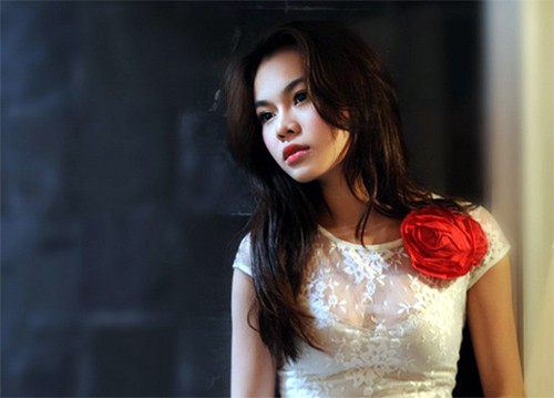 越南女歌手江红玉及其演唱的歌曲