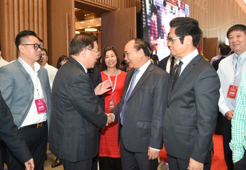  阮春福：岘港市要致力于建设高效政府