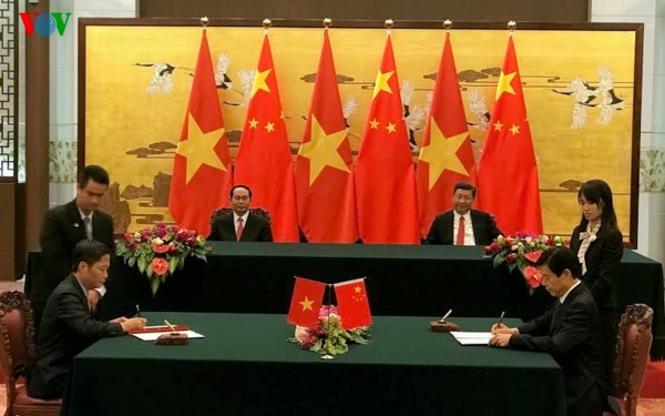 中国高度评价地区合作及与邻国的关系