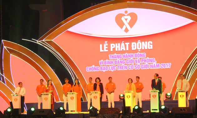 越南有关部门举行性别平等和防止暴力行动月启动仪式