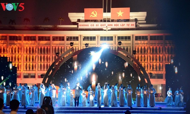 胡志明市举行电视连线节目纪念1968年戊申春季奋起和总进攻50周年
