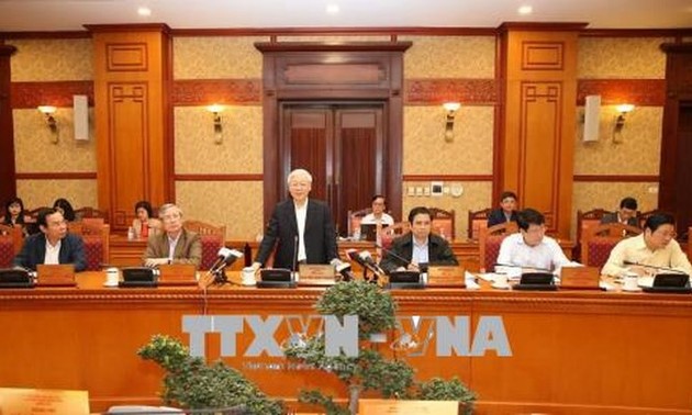 越共中央书记处就5个检查团对越共12届4中全会决议和政治局5号指示落实情况的检查结果召开会议