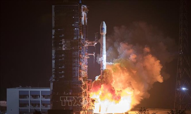 中国成功发射两颗北斗导航卫星