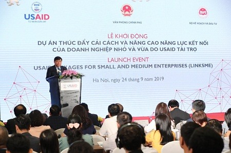 美国承诺推动越南中小型企业改革和提高其对接能力