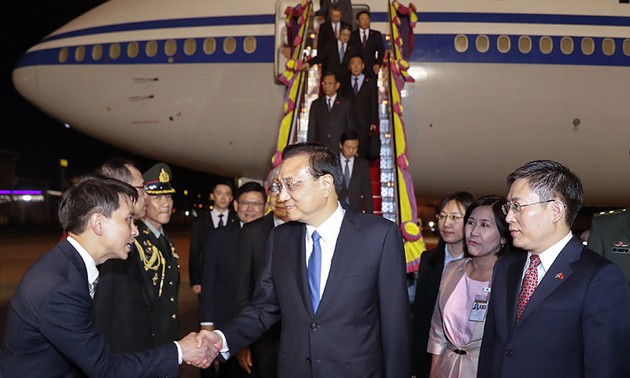 第22次中国－东盟领导人会议在泰国举行