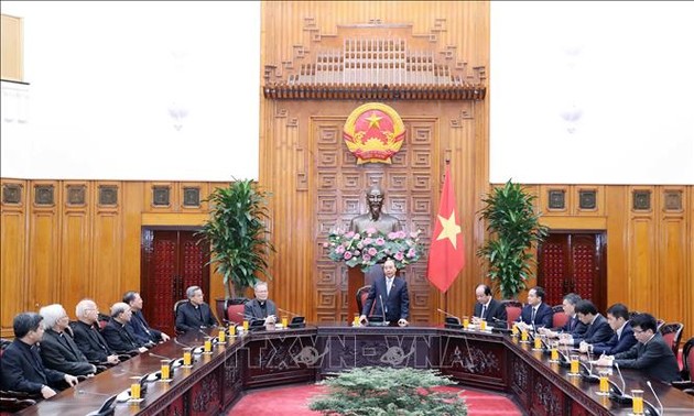 阮春福总理：越南天主教会积极参与建设和捍卫祖国事业